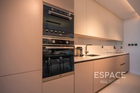 Apartment in EMIRATES CROWN in Dubai Marina, UAE 2 bedrooms, 243 sq.m. № 650451 - photo 5