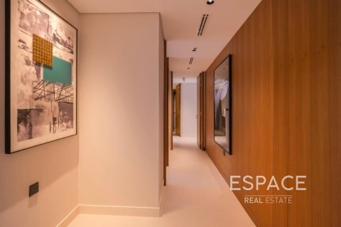 Apartment in EMIRATES CROWN in Dubai Marina, UAE 2 bedrooms, 243 sq.m. № 650451 - photo 8
