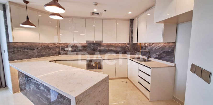 Apartment i Business Bay, Dubai, UAE 2 soveværelser, 137 kvm № 717659