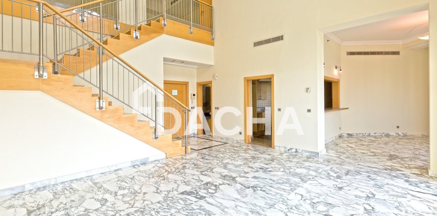 Penthouse u gradu Palm Jumeirah, Dubai, UAE 4 spavaće sobe, 450 m2 Br. 717662