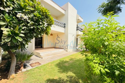 Villa itt: Jumeirah, Dubai, EAE, 5 hálószoba, 371.6 m², azonosító: 646662 - fénykép 3