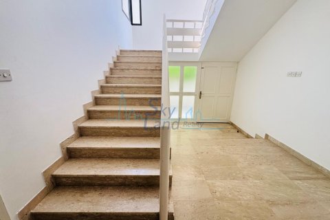 Villa itt: Jumeirah, Dubai, EAE, 5 hálószoba, 371.6 m², azonosító: 646662 - fénykép 25