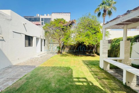 Villa itt: Jumeirah, Dubai, EAE, 5 hálószoba, 371.6 m², azonosító: 646662 - fénykép 22