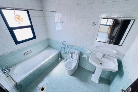 Vila di Al Barsha, Dubai, UAE 6 bilik tidur, 371.6 meter persegi № 646663 - foto 19