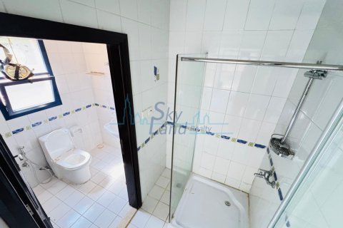 Vila di Al Barsha, Dubai, UAE 6 bilik tidur, 371.6 meter persegi № 646663 - foto 17