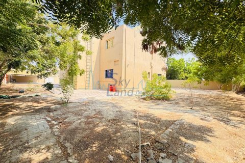 Vila di Al Barsha, Dubai, UAE 6 bilik tidur, 371.6 meter persegi № 646663 - foto 3