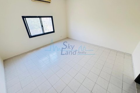 Vila di Al Barsha, Dubai, UAE 6 bilik tidur, 371.6 meter persegi № 646663 - foto 13