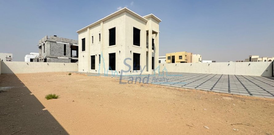 Βίλα σε Dubai Land, ΗΑΕ 5 υπνοδωμάτια, 418.1 τ.μ. Αρ. 646664