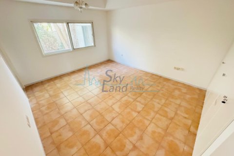 Villa itt: Jumeirah, Dubai, EAE, 4 hálószoba, 325.2 m², azonosító: 646661 - fénykép 14
