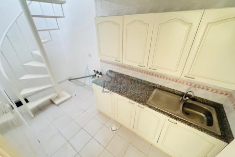 Villa itt: Jumeirah, Dubai, EAE, 4 hálószoba, 325.2 m², azonosító: 646661 - fénykép 9