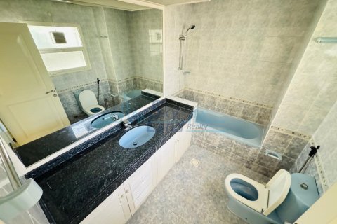 Villa itt: Jumeirah, Dubai, EAE, 4 hálószoba, 325.2 m², azonosító: 646661 - fénykép 21