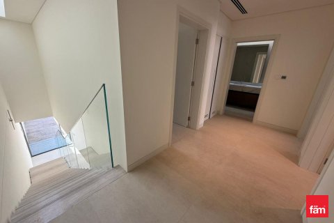 Townhouse in Dubai, UAE 3 bedrooms, 483.2 sq.m. № 699910 - photo 12