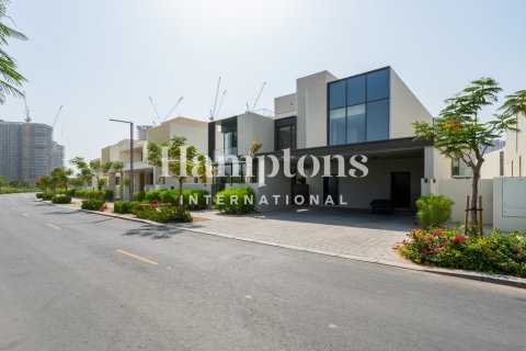 Dubai Hills Estate, Dubai, UAE의 임대용 빌라 침실 5개, 921.41195400제곱미터 번호 720769 - 사진 3