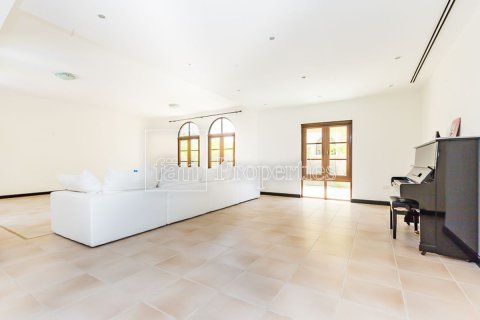 Vila v Dubai, SAE 6 ložnice, 1499.9 m² Č.: 714332 - fotografie 3