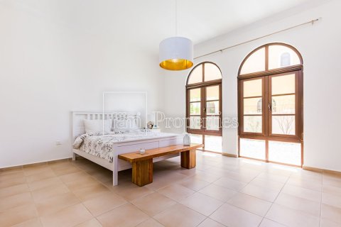 Vila v Dubai, SAE 6 ložnice, 1499.9 m² Č.: 714332 - fotografie 17