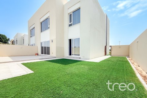 Dubai South (Dubai World Central)、Dubai、UAE にあるマンション販売中 3ベッドルーム、214.7 m2、No733362 - 写真 1