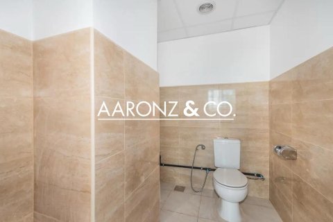 Oficiu de închiriat în Jumeirah Lake Towers, Dubai, EAU 68 mp.  №679386 - poză 10