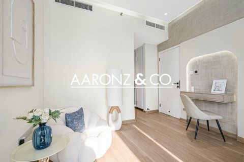 Huoneisto Dubai Marina, Dubai, Arabiemiraatit 2 makuuhuonetta, 136 m2 № 679387 - kuva 15