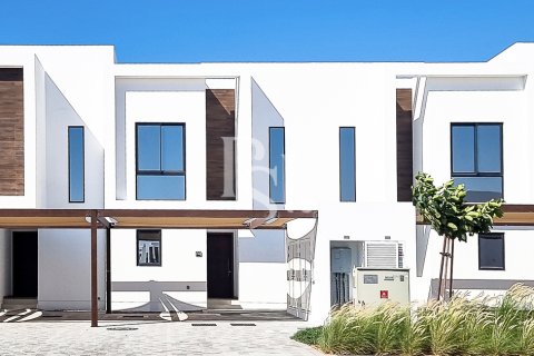 Kuća u nizu u Al Ghadeer, Abu Dhabi, UAE 3 spavaćih soba, 152 m2 Br. 717417 - fotografija 3