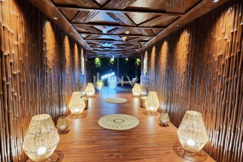 Business Bay, Dubai, UAE의 임대용 가게 527.5제곱미터 번호 590491 - 사진 6