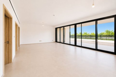 Villa te huur in Jebel Ali, Dubai, VAE 4 slaapkamers, 656.53 vr.m., nr 764382 - foto 3