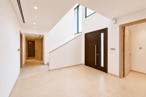 Villa te huur in Jebel Ali, Dubai, VAE 4 slaapkamers, 656.53 vr.m., nr 764382 - foto 7