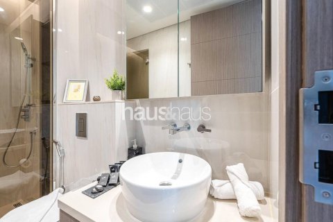 Apartment in Business Bay, Dubai, UAE 2 bedrooms, 121 sq.m. № 625540 - photo 6