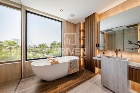 Vila u gradu Jumeirah Golf Estates, Dubai, UAE 7 spavaće sobe, 876.91 m2 Br. 745750 - Slika 12
