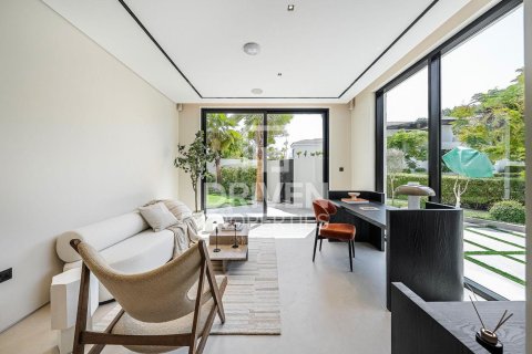 Vila u gradu Jumeirah Golf Estates, Dubai, UAE 7 spavaće sobe, 876.91 m2 Br. 745750 - Slika 9