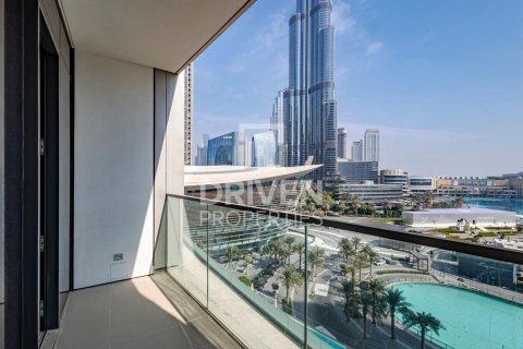 Apartment in Downtown Dubai (Downtown Burj Dubai), Dubai, UAE 2 bedrooms, 111.58 sq.m. № 745712 - photo 13