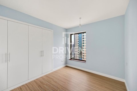 Apartament de închiriat în Jumeirah Beach Residence, Dubai, EAU 4 dormitoare, 270.53 mp. №745714 - poză 17