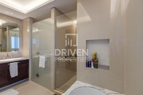 Apartamento en alquiler en Downtown Dubai (Downtown Burj Dubai), Dubai, EAU 4 dormitorios, 235.79 m2 № 745709 - foto 18