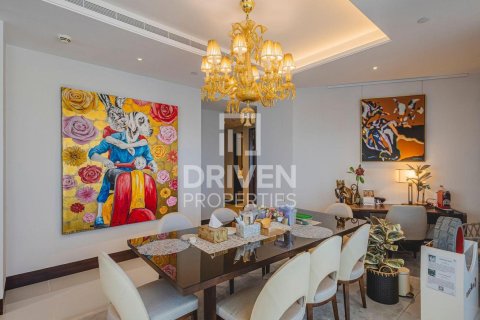 Apartamento en alquiler en Downtown Dubai (Downtown Burj Dubai), Dubai, EAU 4 dormitorios, 235.79 m2 № 745709 - foto 4