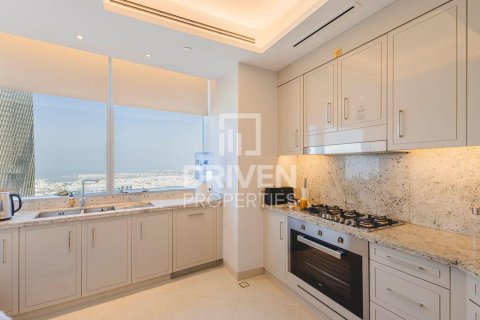 Apartamento en alquiler en Downtown Dubai (Downtown Burj Dubai), Dubai, EAU 4 dormitorios, 235.79 m2 № 745709 - foto 8