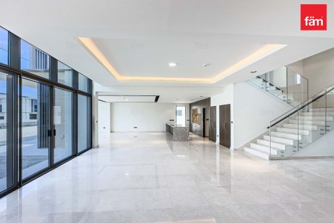 Βίλα σε Dubai Hills Estate, ΗΑΕ 5 υπνοδωμάτια, 660 τ.μ. Αρ. 682225 - φωτογραφία 2