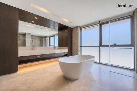 Villa en venta en Dubai Hills Estate, Dubai, EAU 5 dormitorios, 660 m2 № 682225 - foto 16