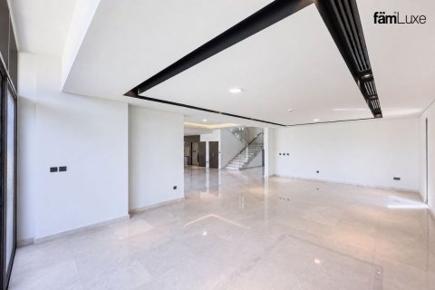 Villa en venta en Dubai Hills Estate, Dubai, EAU 5 dormitorios, 660 m2 № 682225 - foto 7
