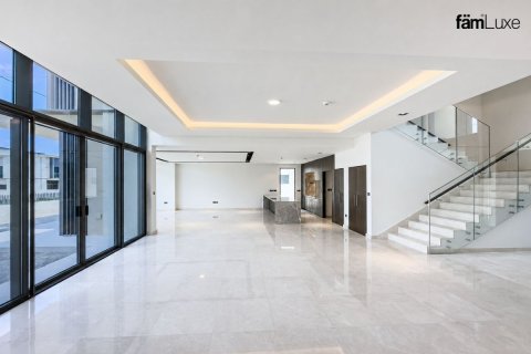 Villa en venta en Dubai Hills Estate, Dubai, EAU 5 dormitorios, 660 m2 № 682225 - foto 3