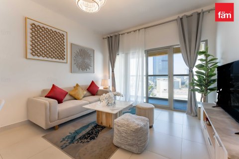 Apartmen di Motor City, Dubai, UAE 1 bilik tidur, 71.6 meter persegi № 631788 - foto 2
