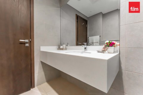 Apartmen di Motor City, Dubai, UAE 1 bilik tidur, 71.6 meter persegi № 631788 - foto 14