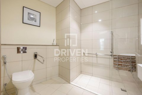 Apartment til salg i Business Bay, Dubai, UAE 2 soveværelser, 141 kvm № 653744 - foto 18