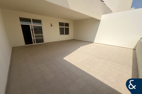 Apartment in Motor City, Dubai, UAE 1 bedroom, 153 sq.m. № 667913 - photo 13