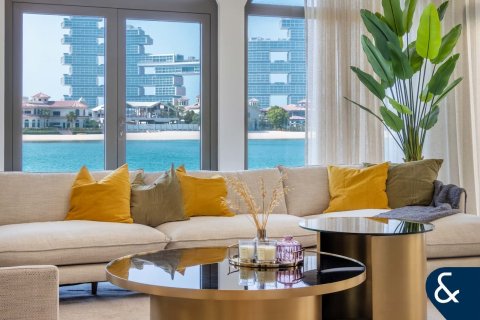 Vila u Palm Jumeirah, Dubai, UAE 4 spavaćih soba, 1245 m2 Br. 667895 - fotografija 14