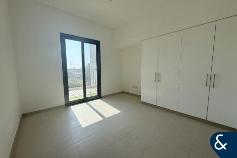 Apartment in Town Square, Dubai, UAE 2 bedrooms, 147 sq.m. № 667916 - photo 17