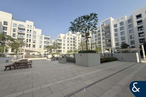 Apartment in Town Square, Dubai, UAE 2 bedrooms, 147 sq.m. № 667916 - photo 3