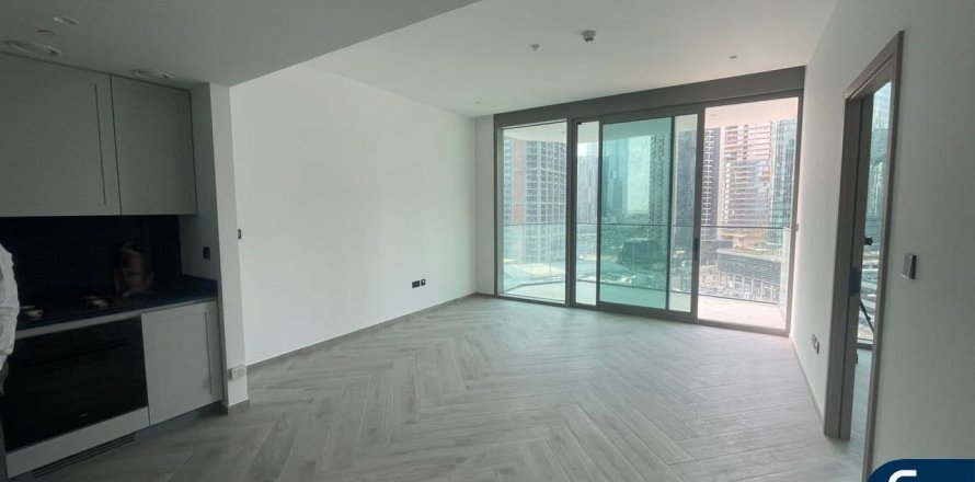 Business Bay, Dubai, संयुक्त अरब अमीरात में अपार्टमेंट, 1 बेडरूम, 61 वर्ग मीटर, संख्या 698524