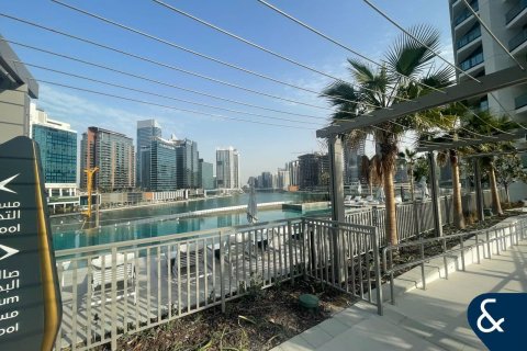 Business Bay, Dubai, संयुक्त अरब अमीरात में अपार्टमेंट, 1 बेडरूम, 61 वर्ग मीटर, संख्या 698524 - फ़ोटो 12