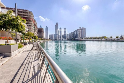 Apartemen di Al Wasl, Dubai, UEA 3 kamar tidur, 290.04 m2 nomor 765032 - foto 18