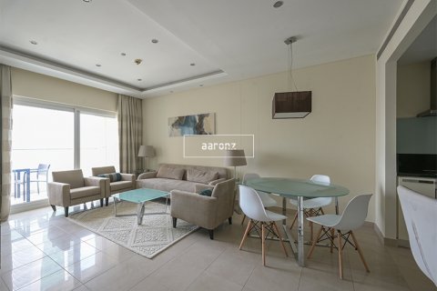 Apartment in Jumeirah Lake Towers, Dubai, UAE 2 bedrooms, 120.5 sq.m. № 632206 - photo 4