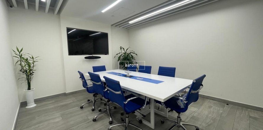 Office i Business Bay, Dubai, UAE 157.1 kvm № 632209
